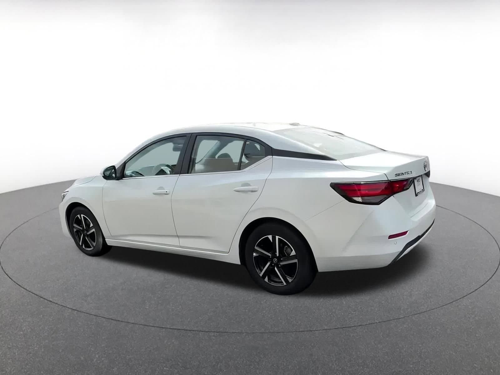 2024 Nissan Sentra SV 10