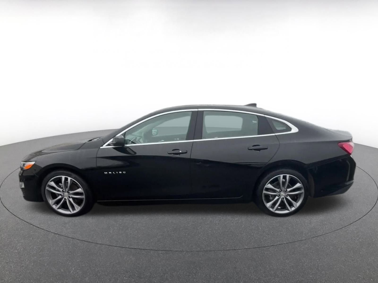 Thumbnail: 2024 Chevrolet Malibu - 9