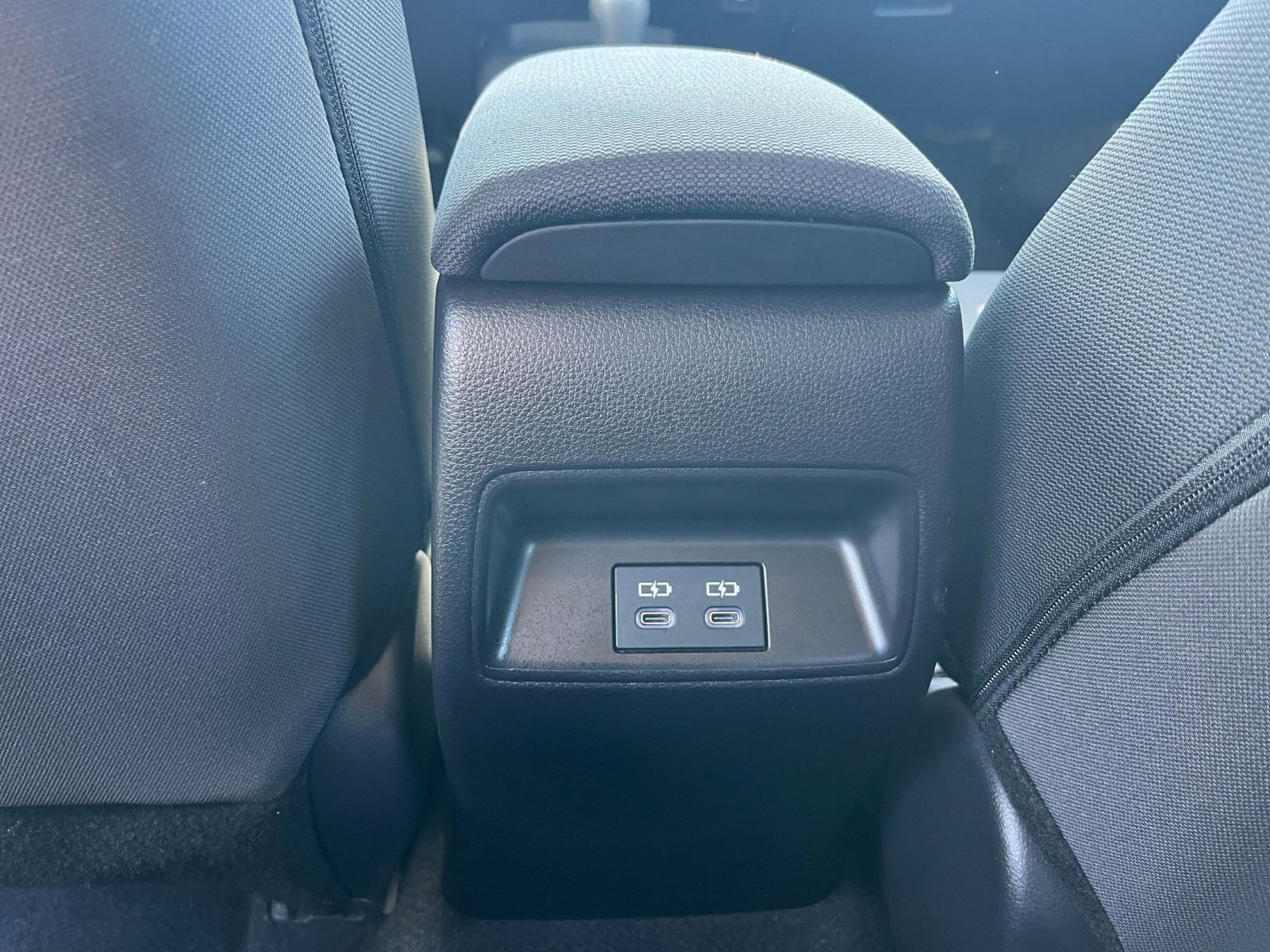 Thumbnail: 2025 Toyota Corolla - 23