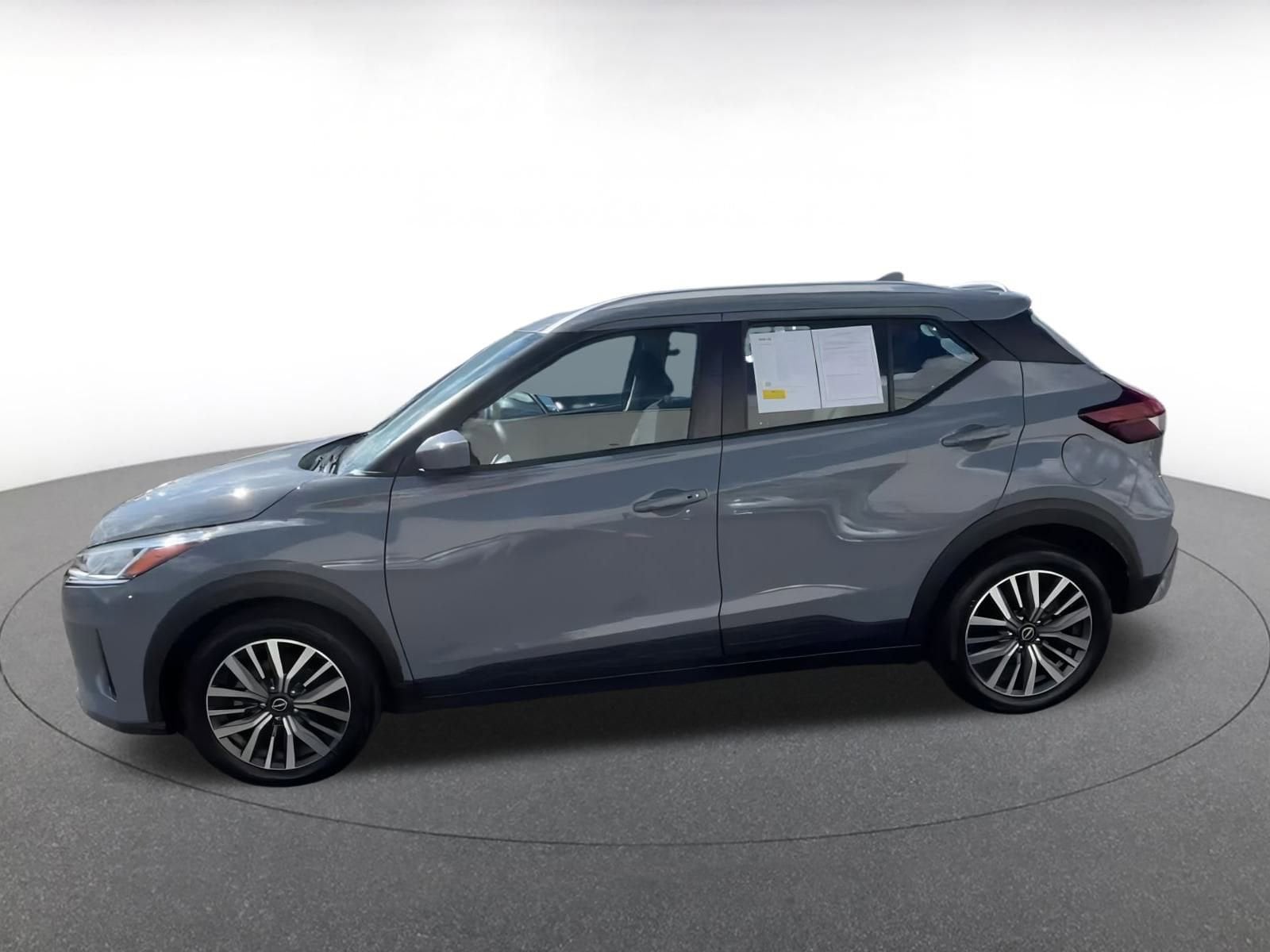 Thumbnail: 2024 Nissan Kicks - 9