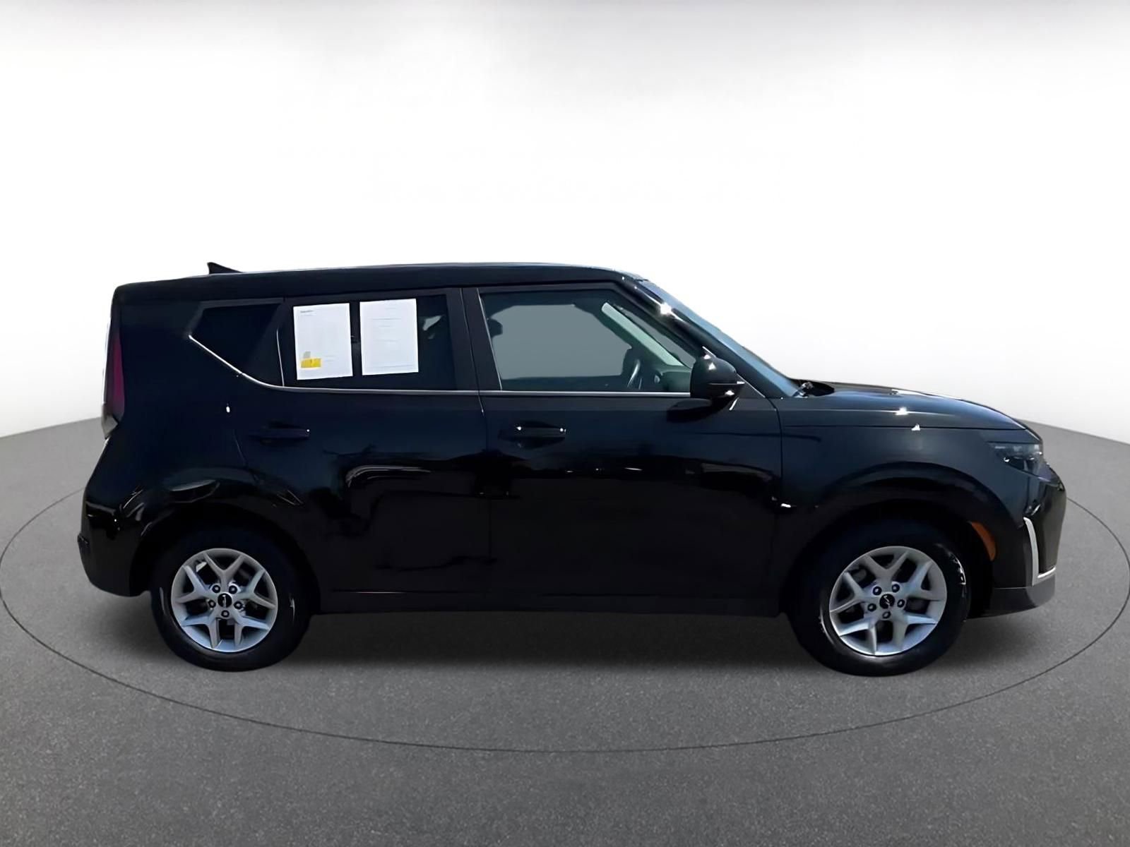 Thumbnail: 2025 Kia Soul - 15