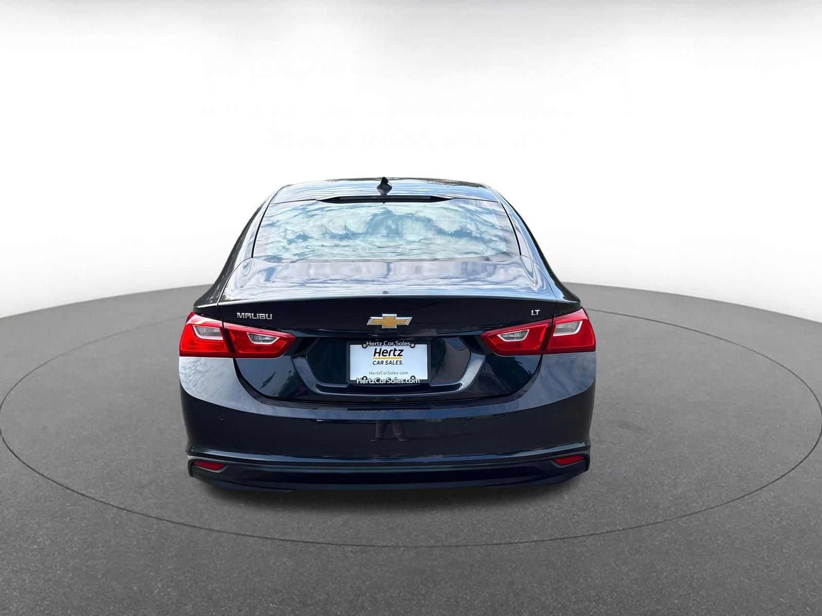 Thumbnail: 2023 Chevrolet Malibu - 6