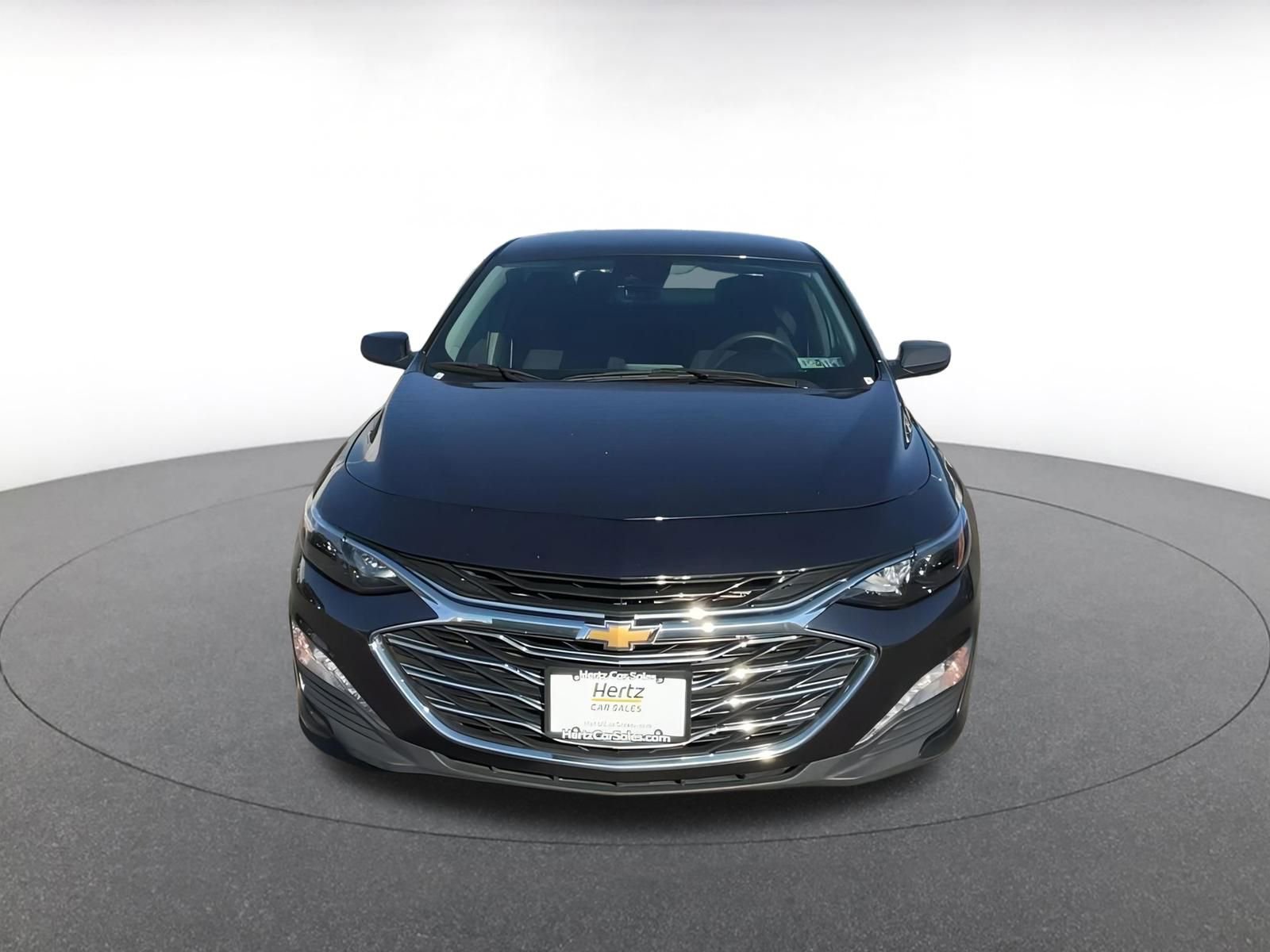 Thumbnail: 2023 Chevrolet Malibu - 3