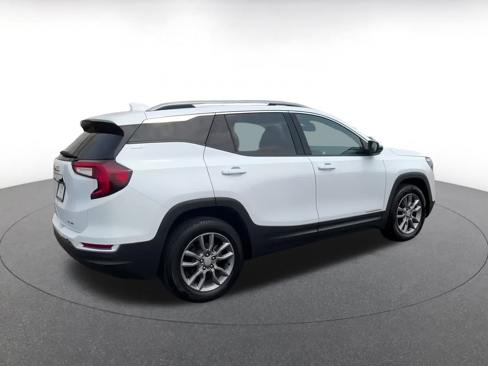 Thumbnail: 2023 GMC Terrain - 15