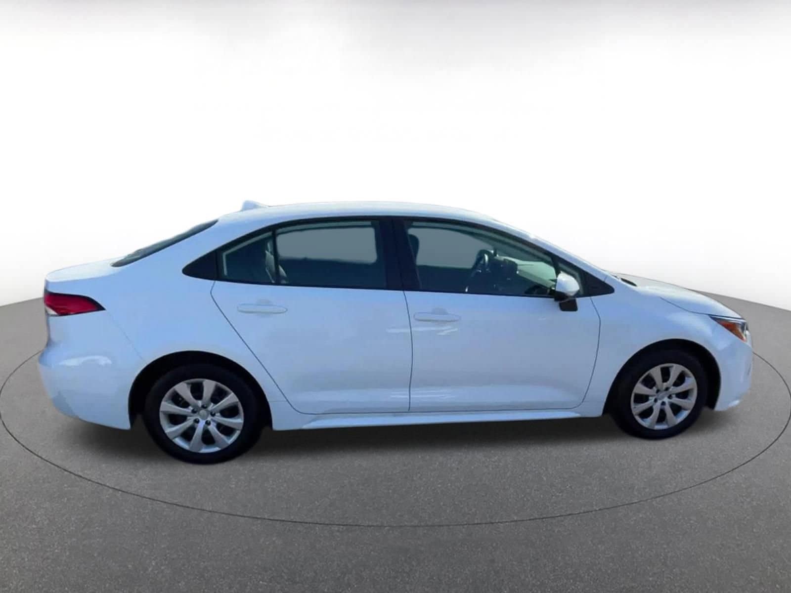 Thumbnail: 2025 Toyota Corolla - 16