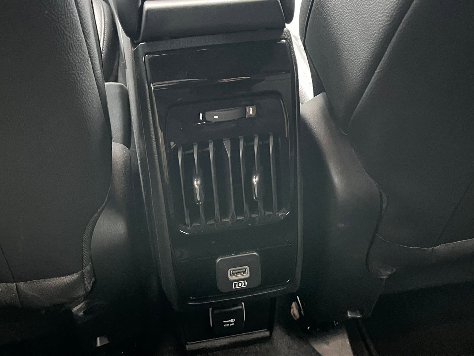 Thumbnail: 2025 Jeep Compass - 23