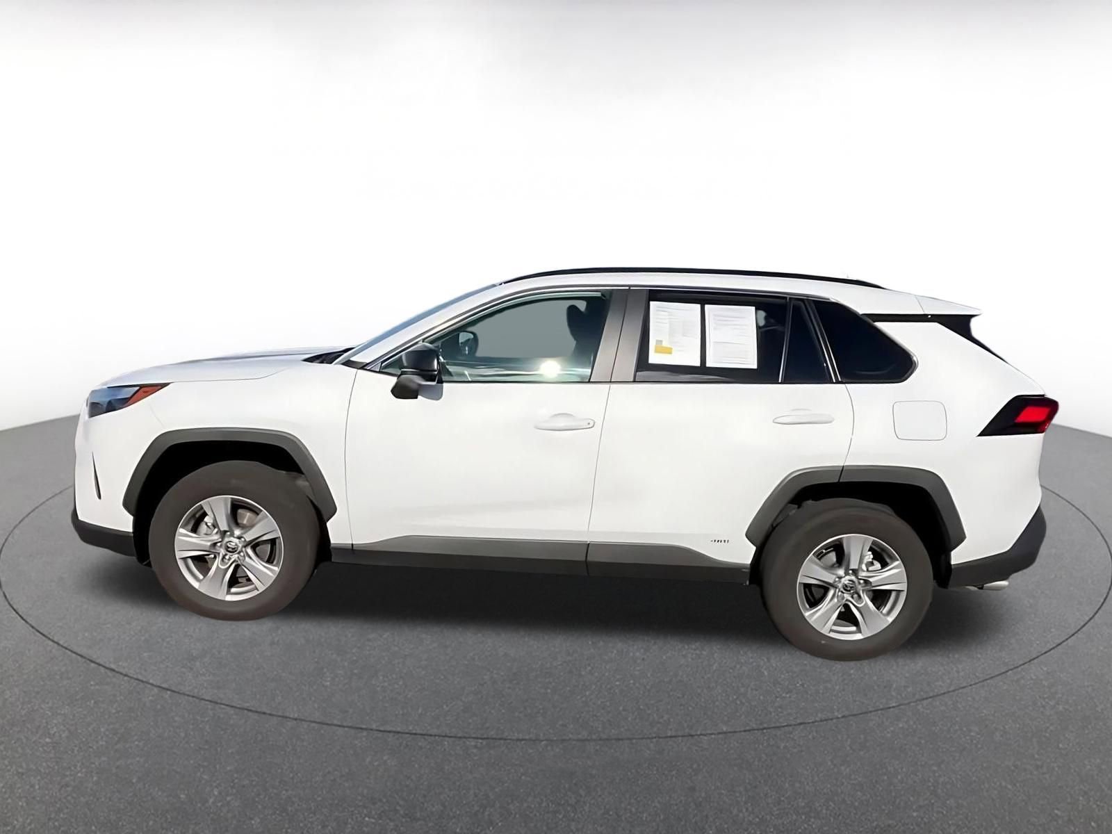 Thumbnail: 2025 Toyota RAV4 - 9