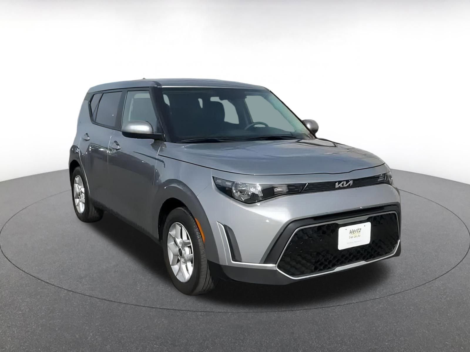 2024 Kia Soul LX 2