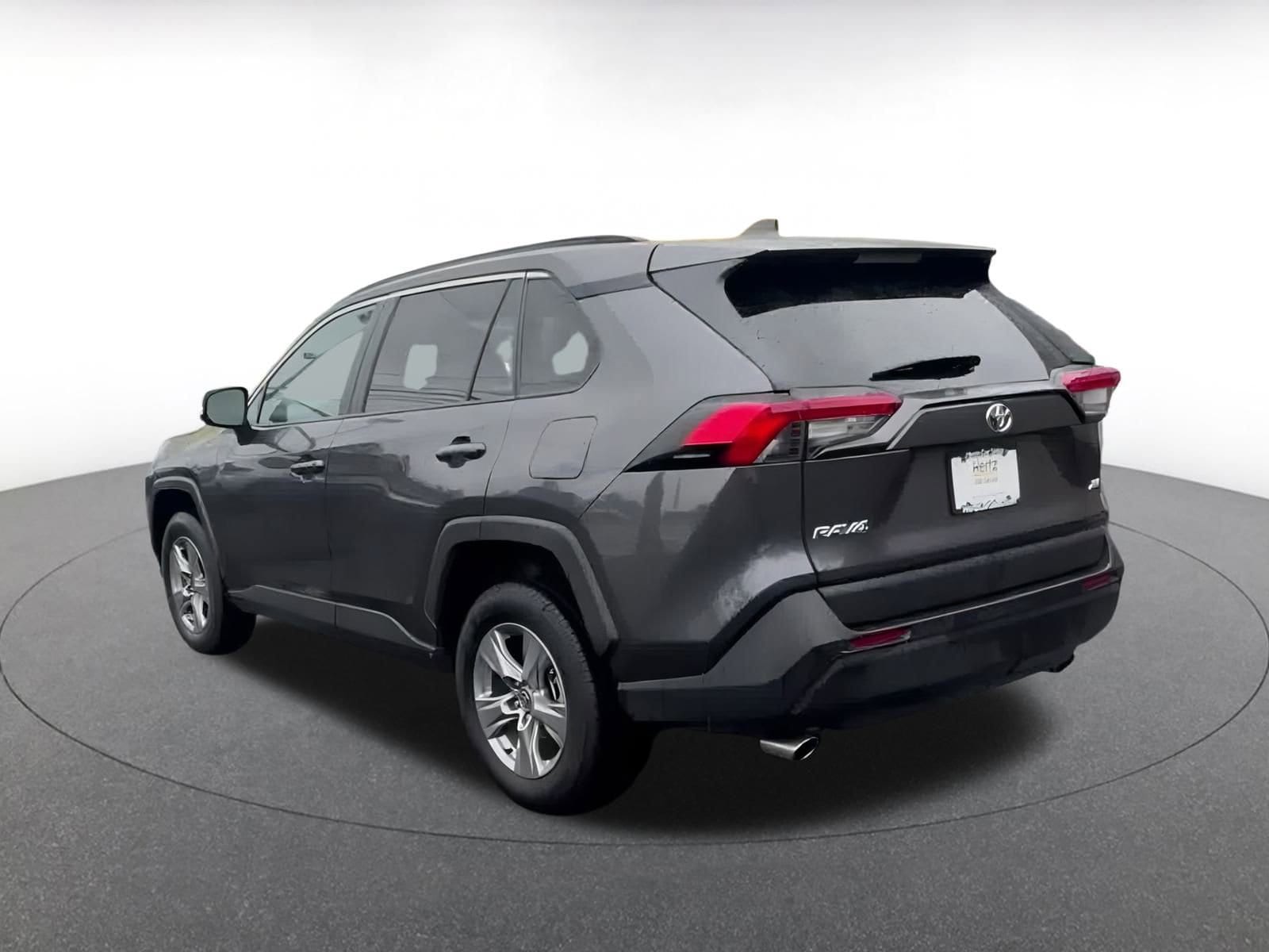 Thumbnail: 2024 Toyota RAV4 - 10