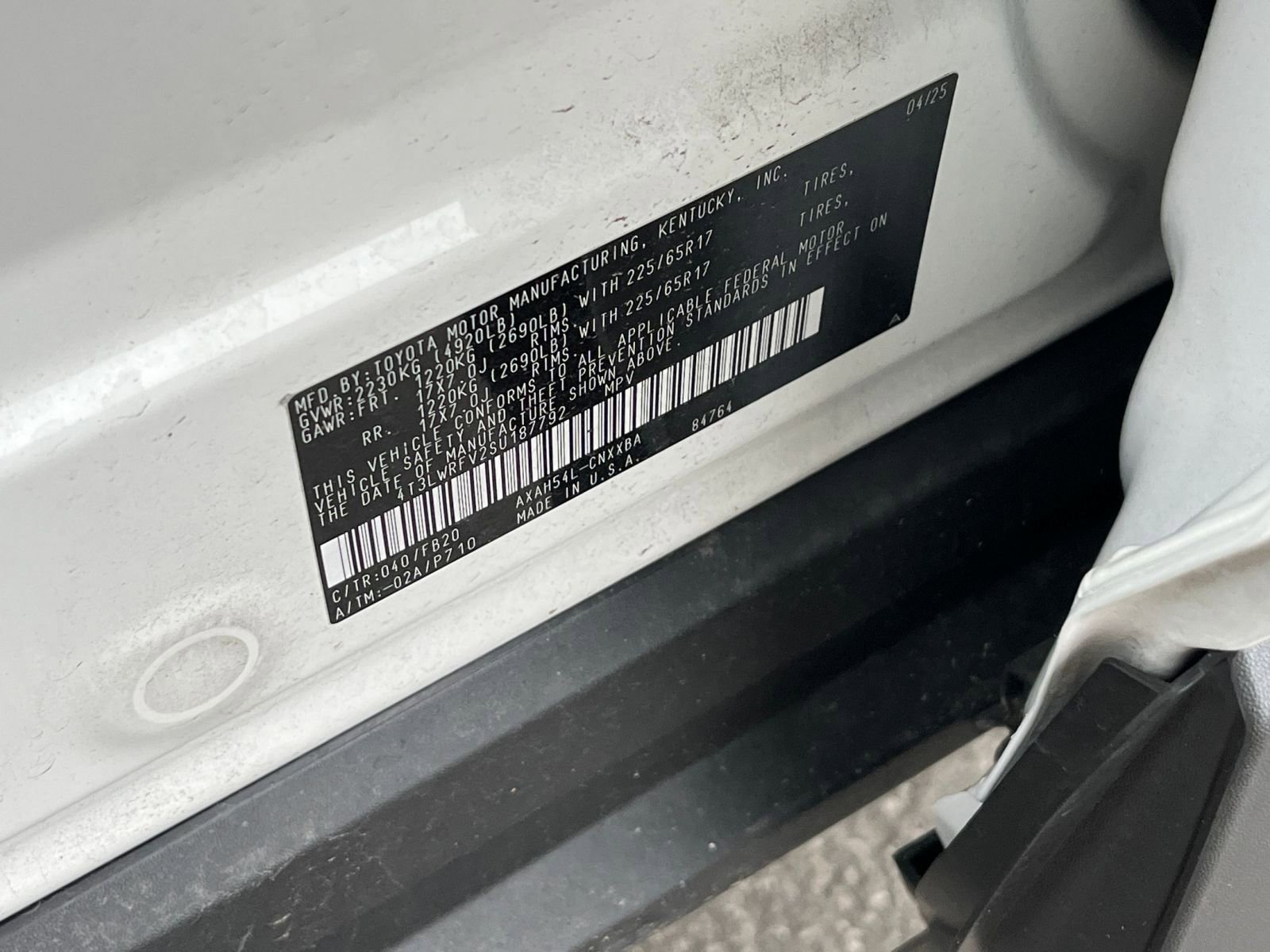 Thumbnail: 2025 Toyota RAV4 - 28