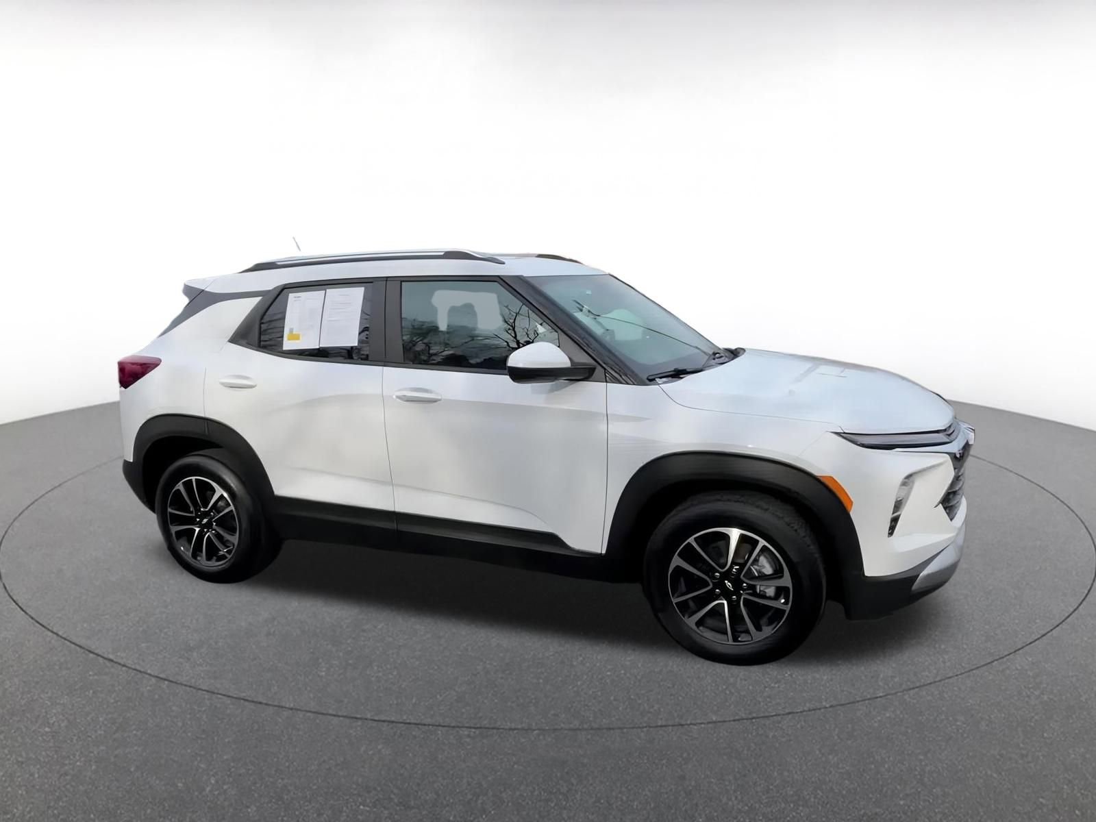 Thumbnail: 2025 Chevrolet TrailBlazer - 2