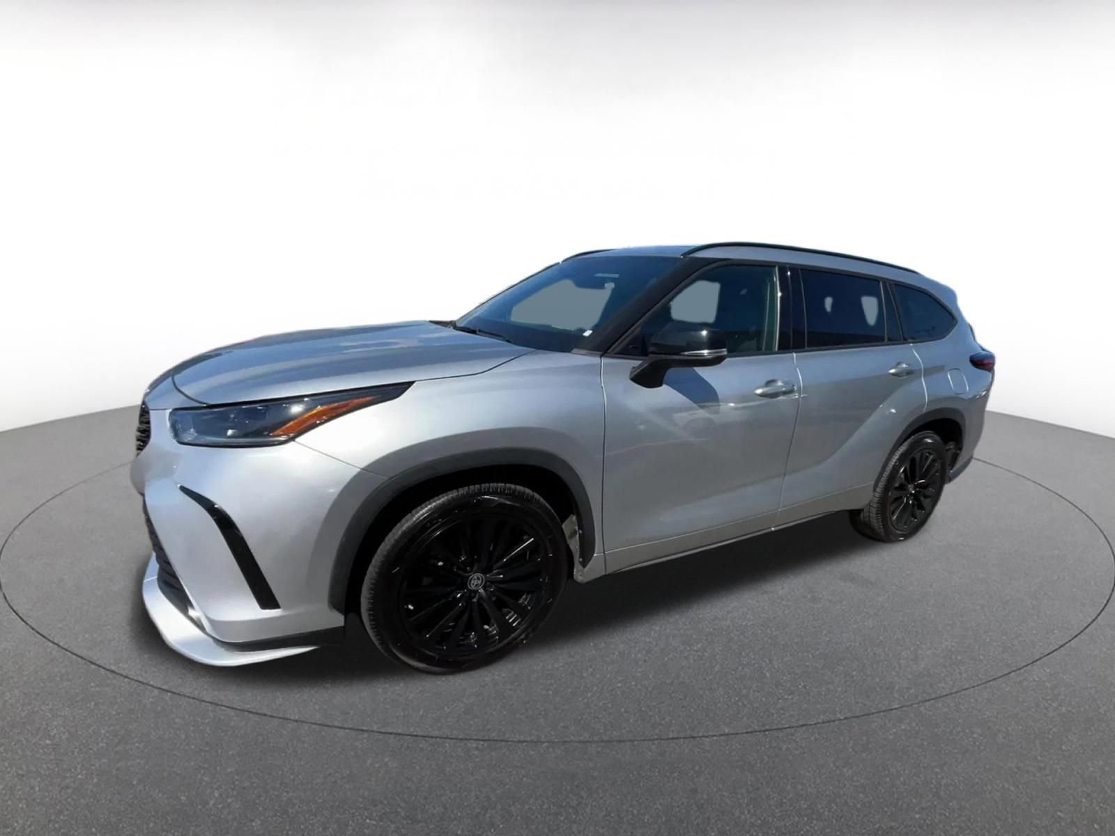 Thumbnail: 2024 Toyota Highlander - 7