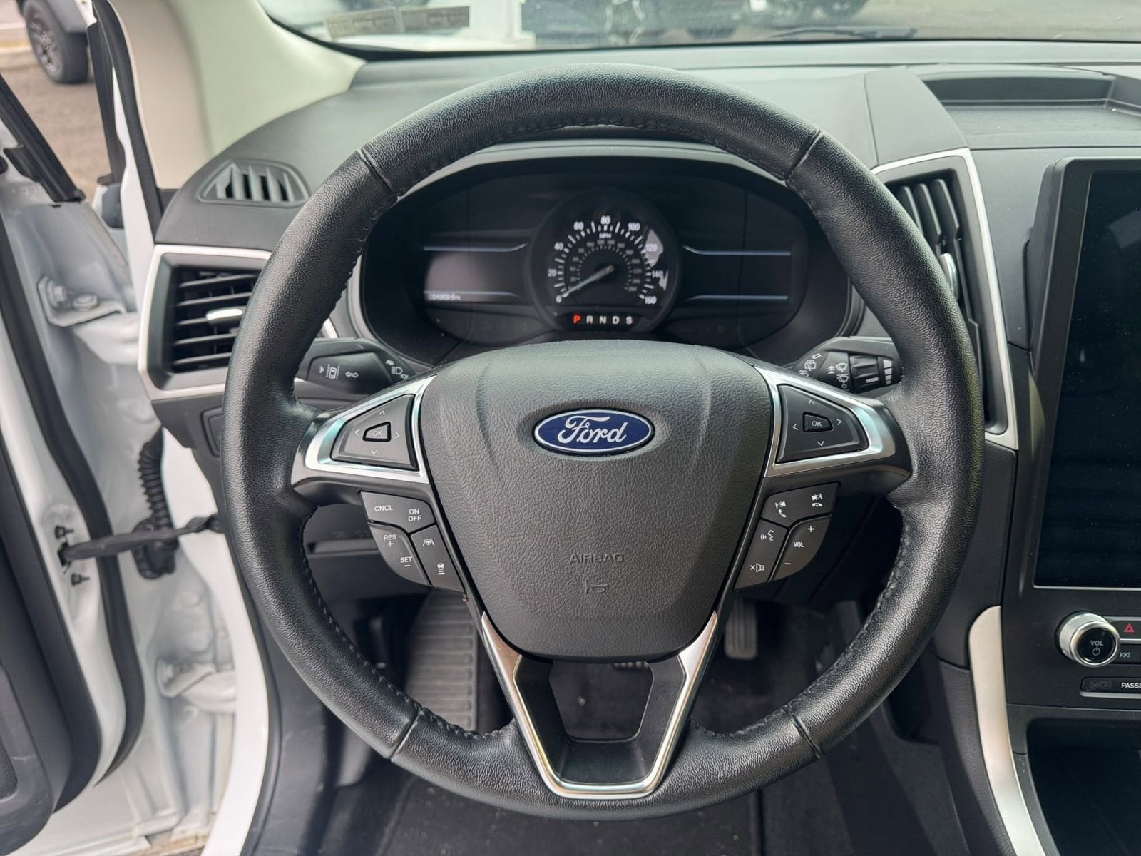 Thumbnail: 2024 Ford Edge - 28