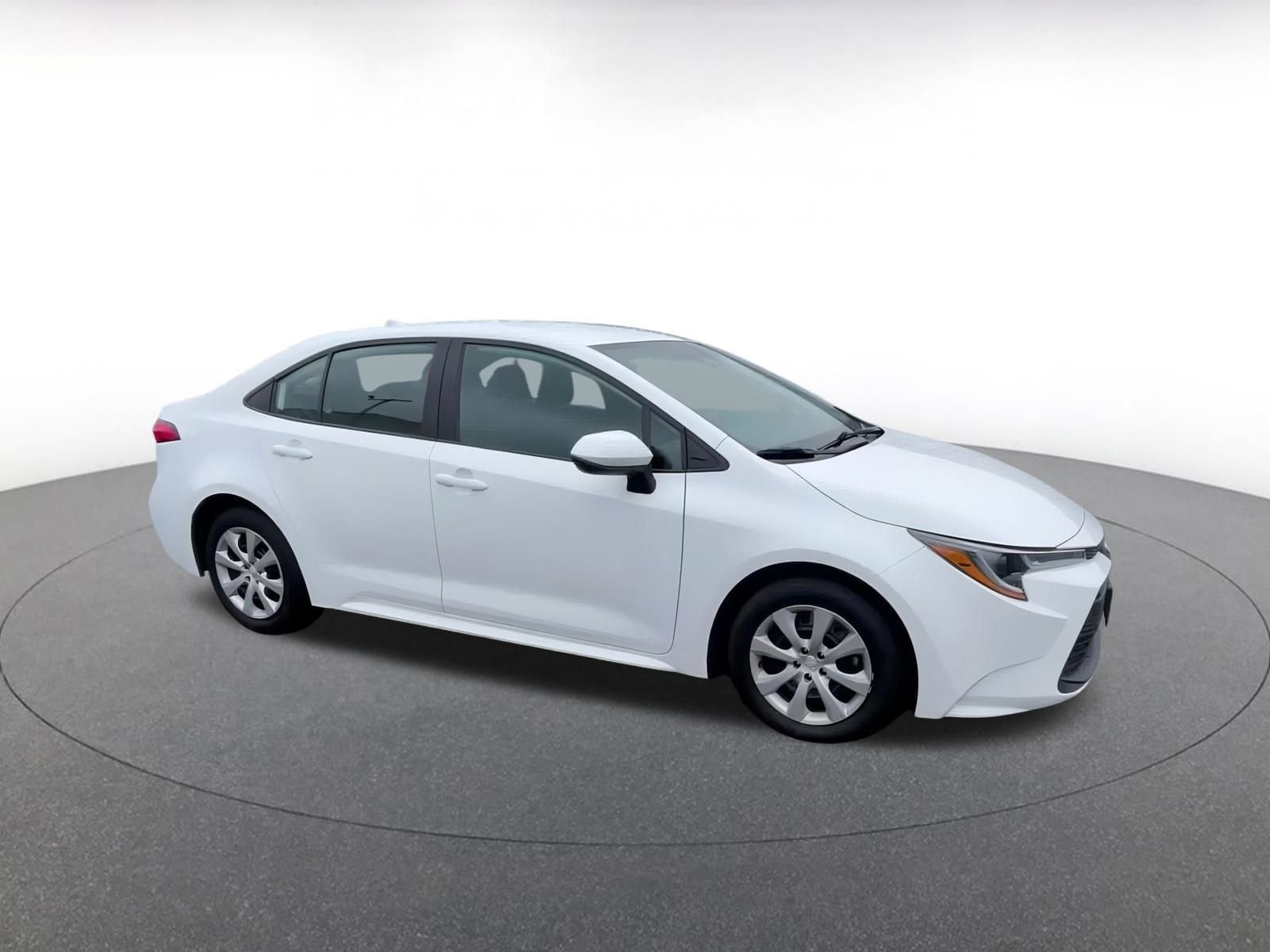 Thumbnail: 2024 Toyota Corolla - 2