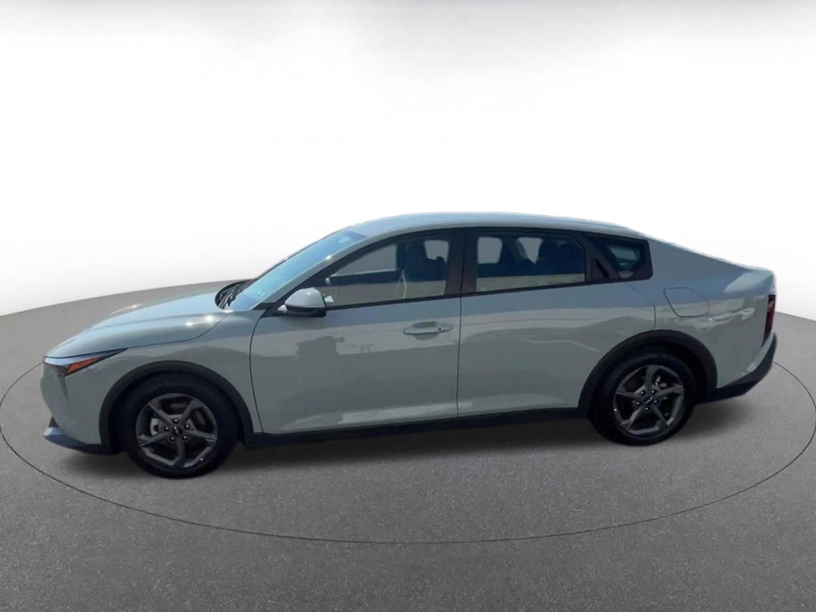 Thumbnail: 2025 Kia K4 - 10