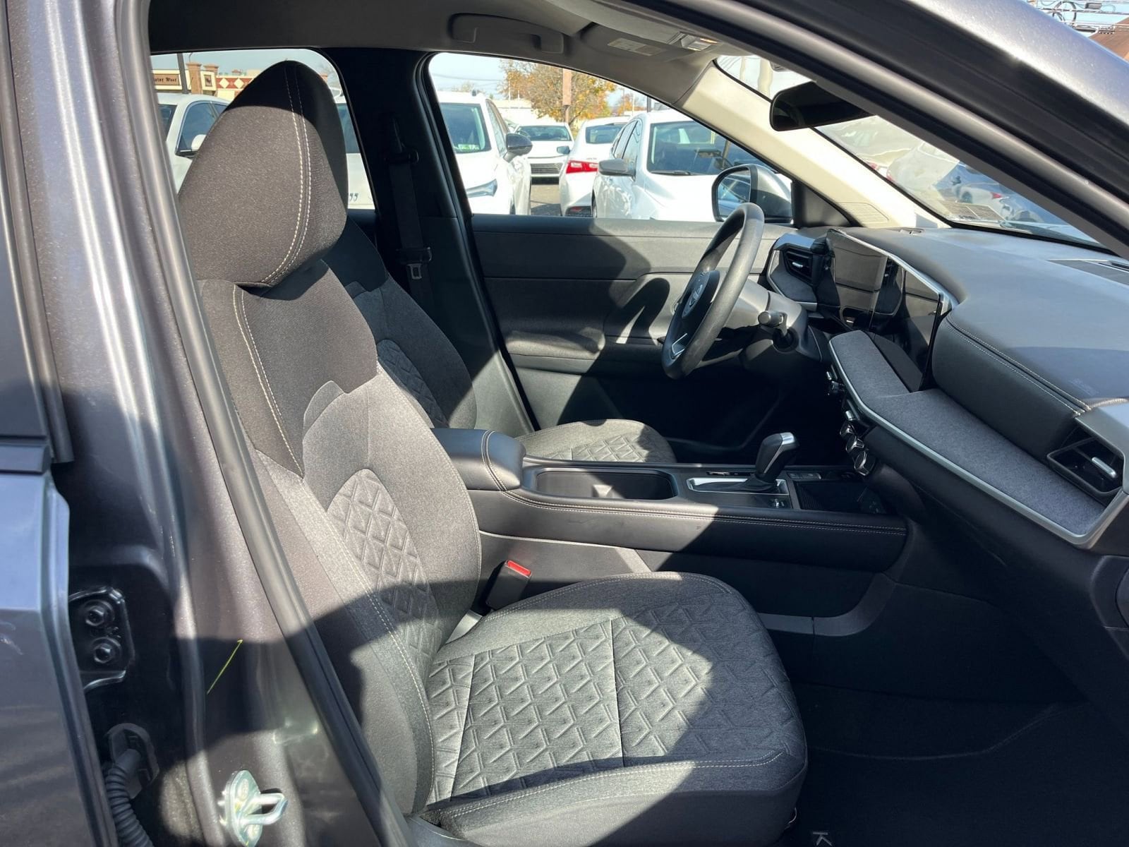 Thumbnail: 2025 Nissan Kicks - 24