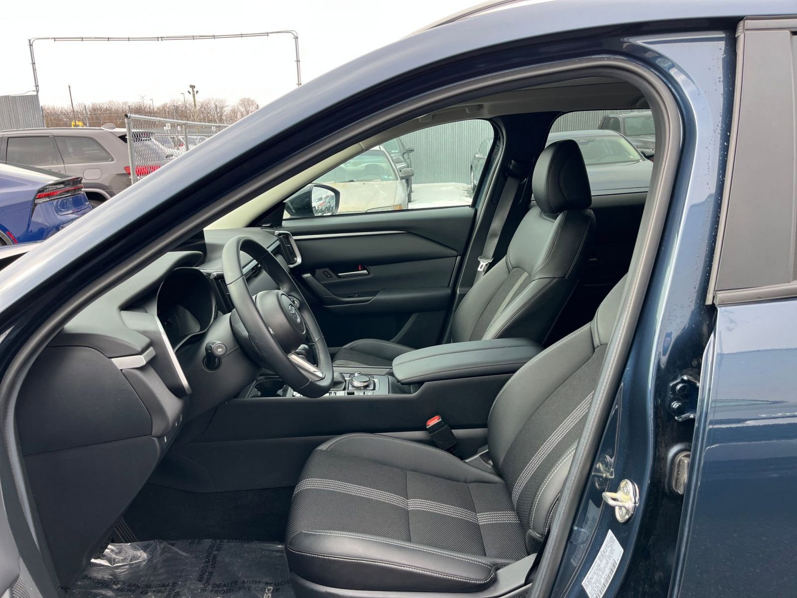 Thumbnail: 2025 Mazda CX-50 - 28