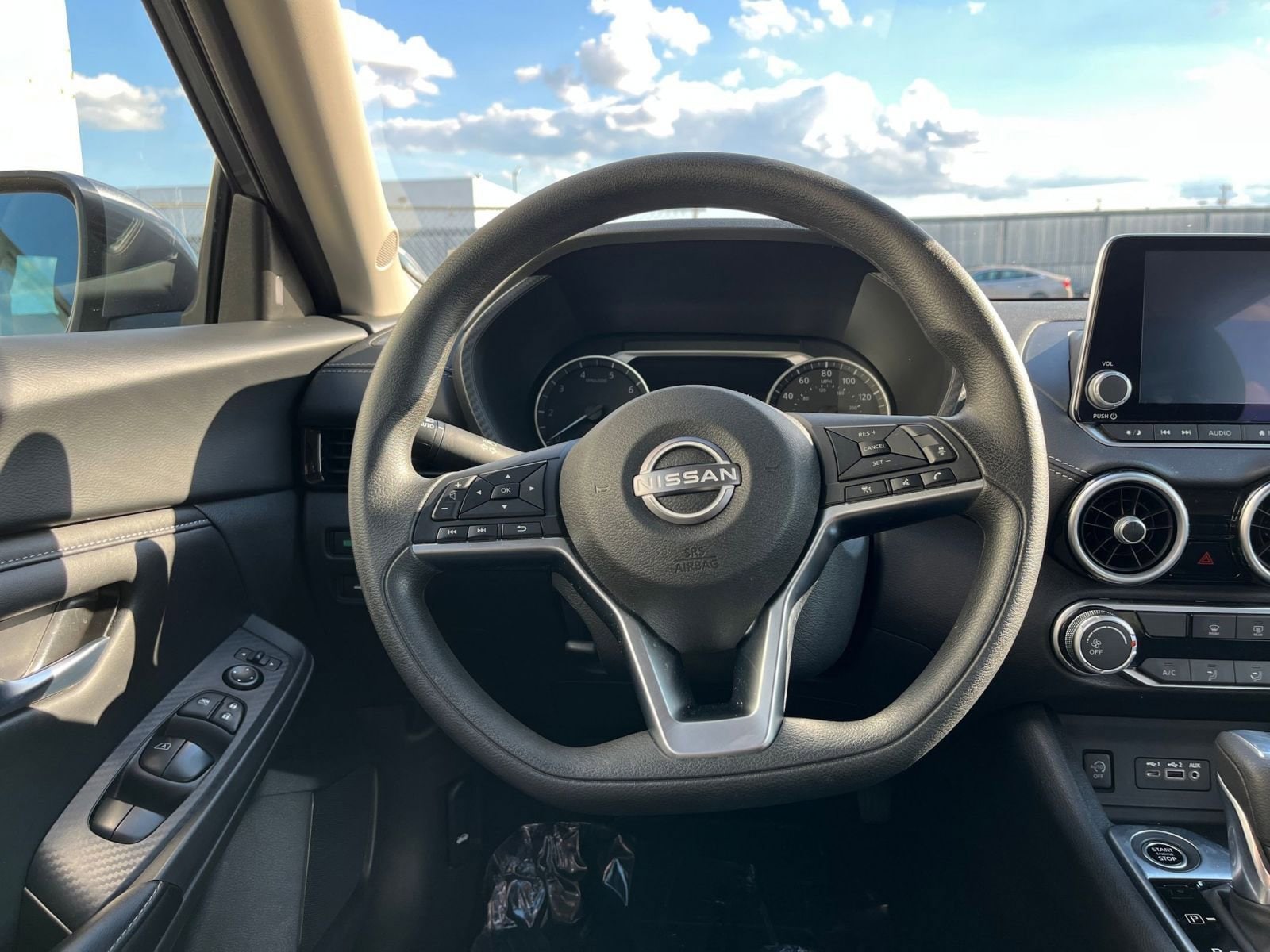 Thumbnail: 2024 Nissan Sentra - 27