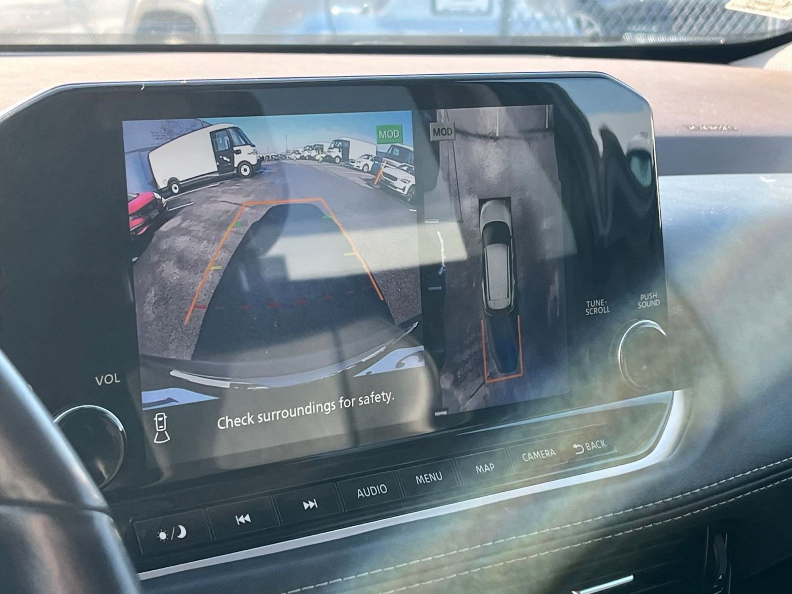 Thumbnail: 2023 Nissan Rogue - 17