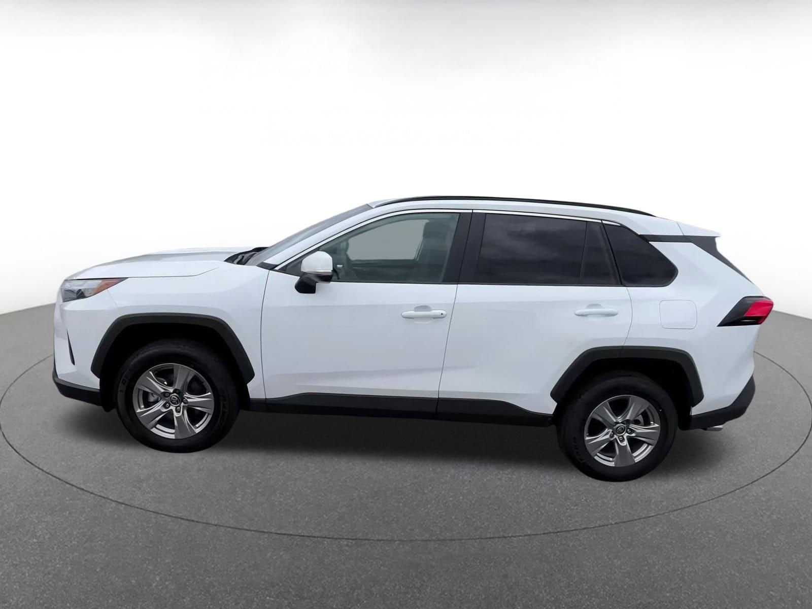 Thumbnail: 2025 Toyota RAV4 - 9