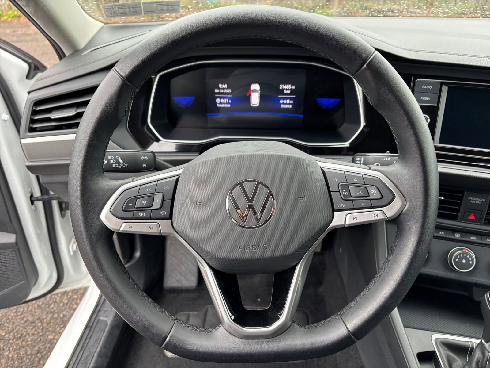 2024 Volkswagen Jetta S 28