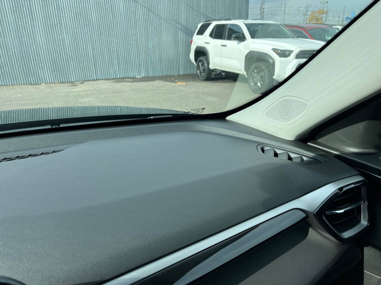 Thumbnail: 2025 Chevrolet TrailBlazer - 33