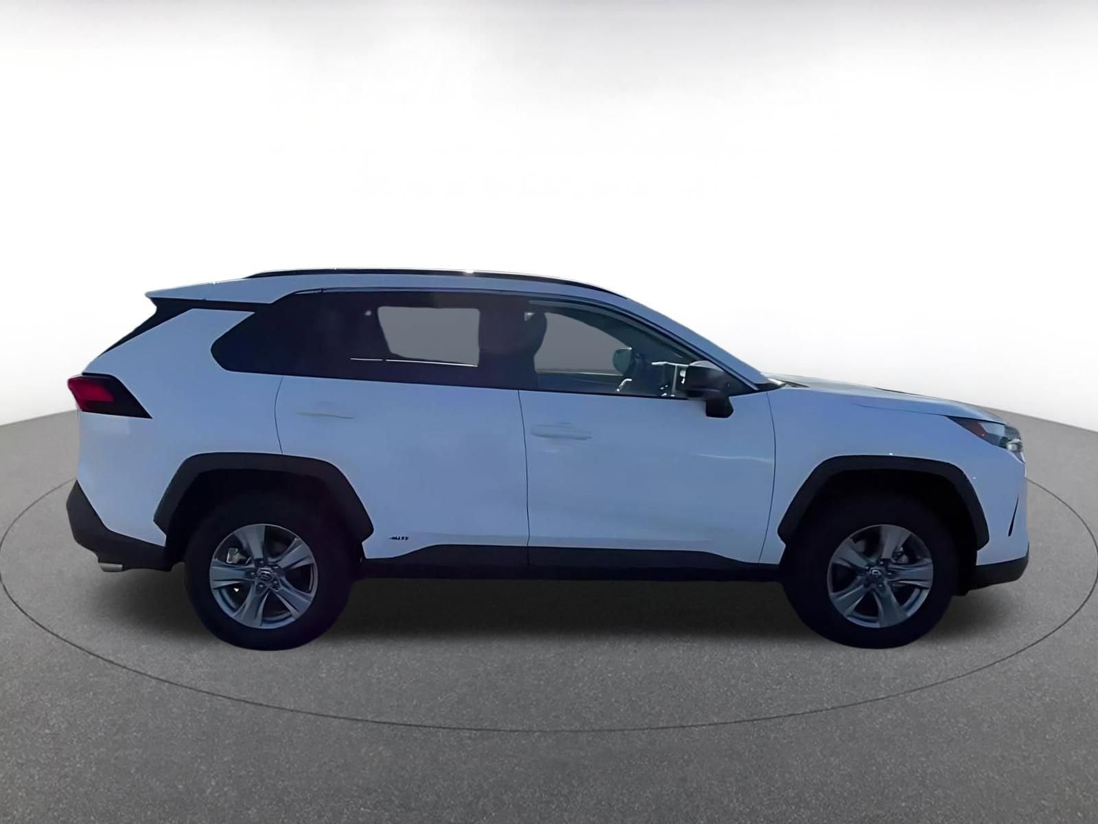 Thumbnail: 2025 Toyota RAV4 - 16
