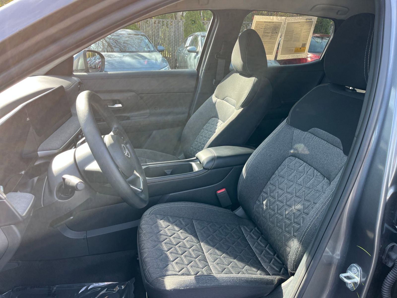 Thumbnail: 2025 Nissan Kicks - 34