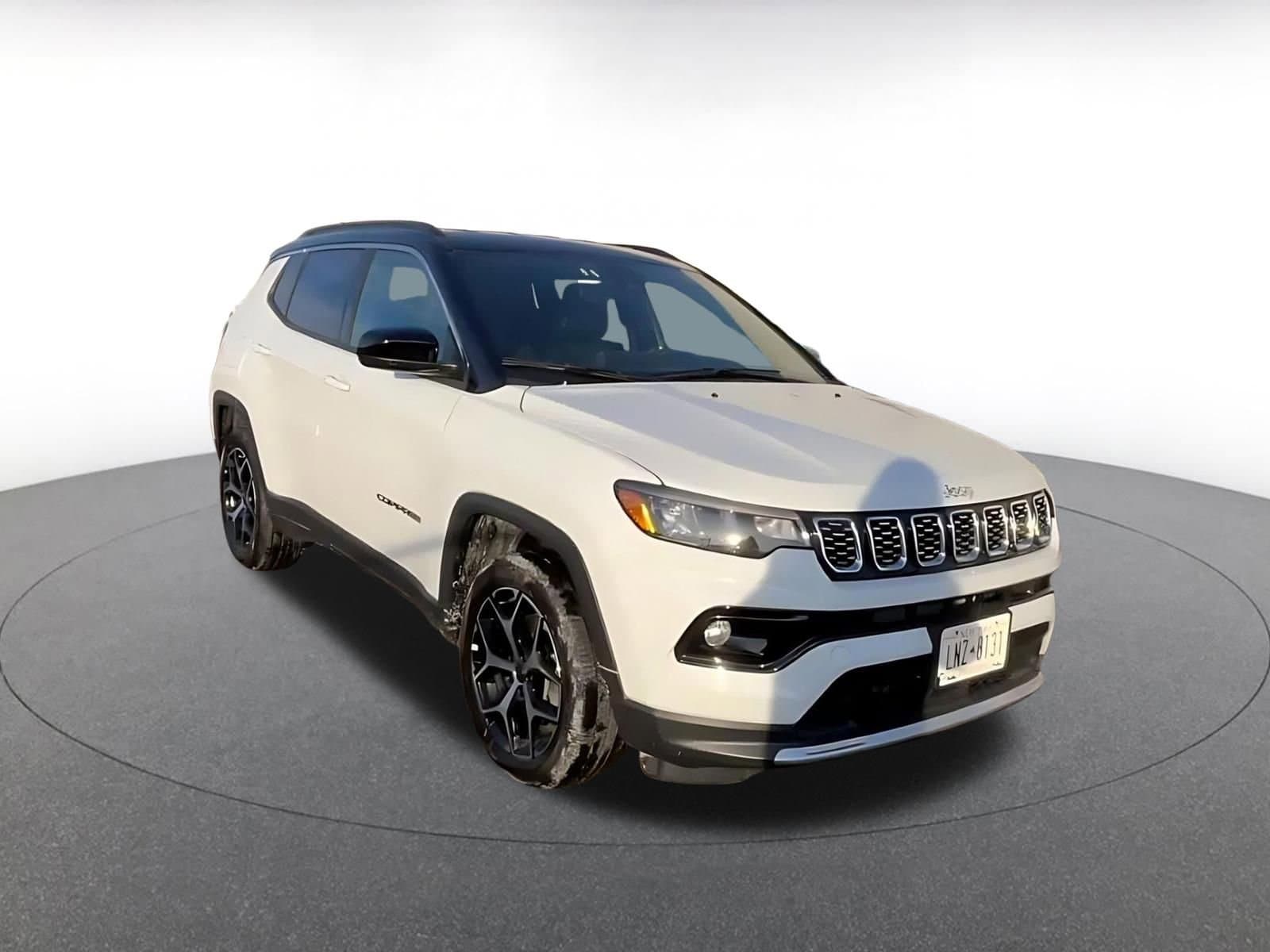 Thumbnail: 2025 Jeep Compass - 3