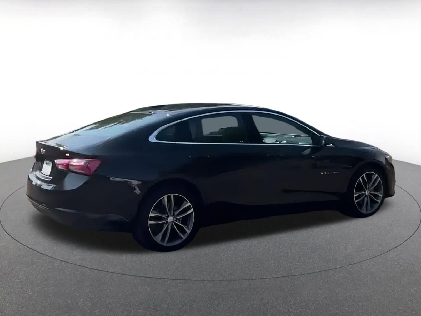 Thumbnail: 2024 Chevrolet Malibu - 8