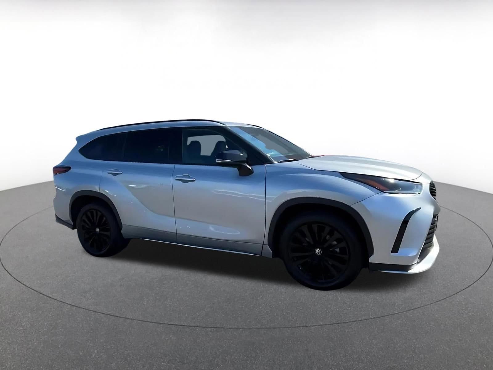 Thumbnail: 2024 Toyota Highlander - 1