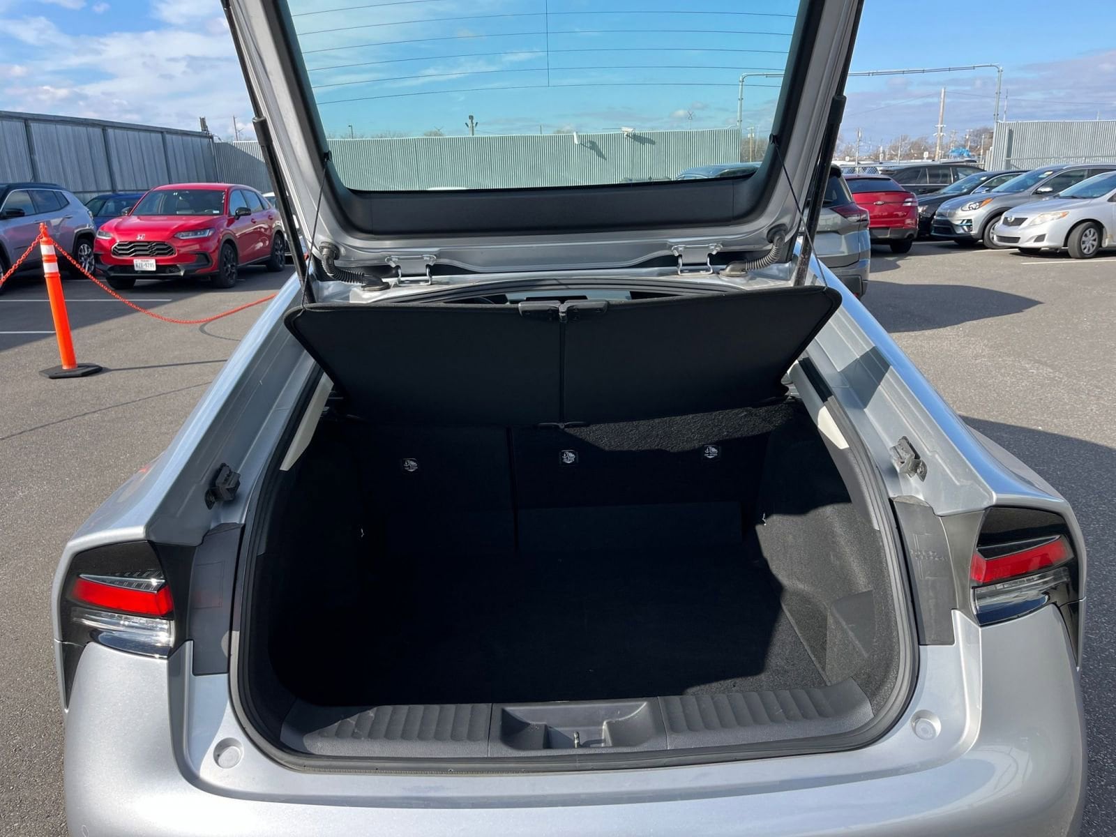 Thumbnail: 2025 Toyota Prius - 30