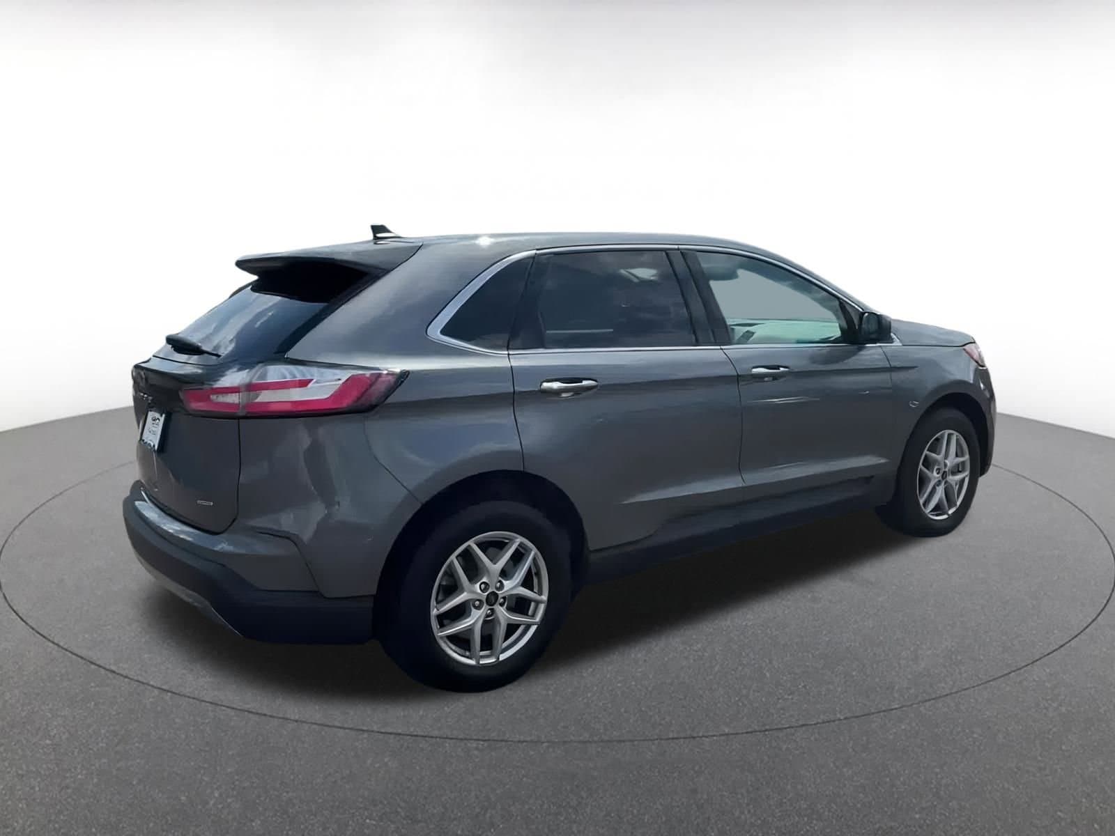 Thumbnail: 2024 Ford Edge - 15