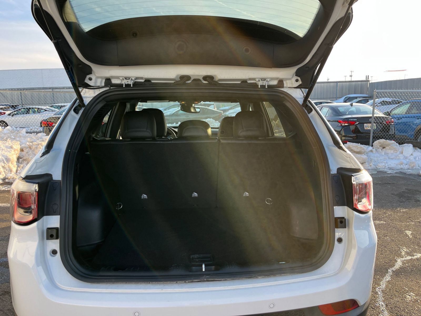 Thumbnail: 2025 Jeep Compass - 32