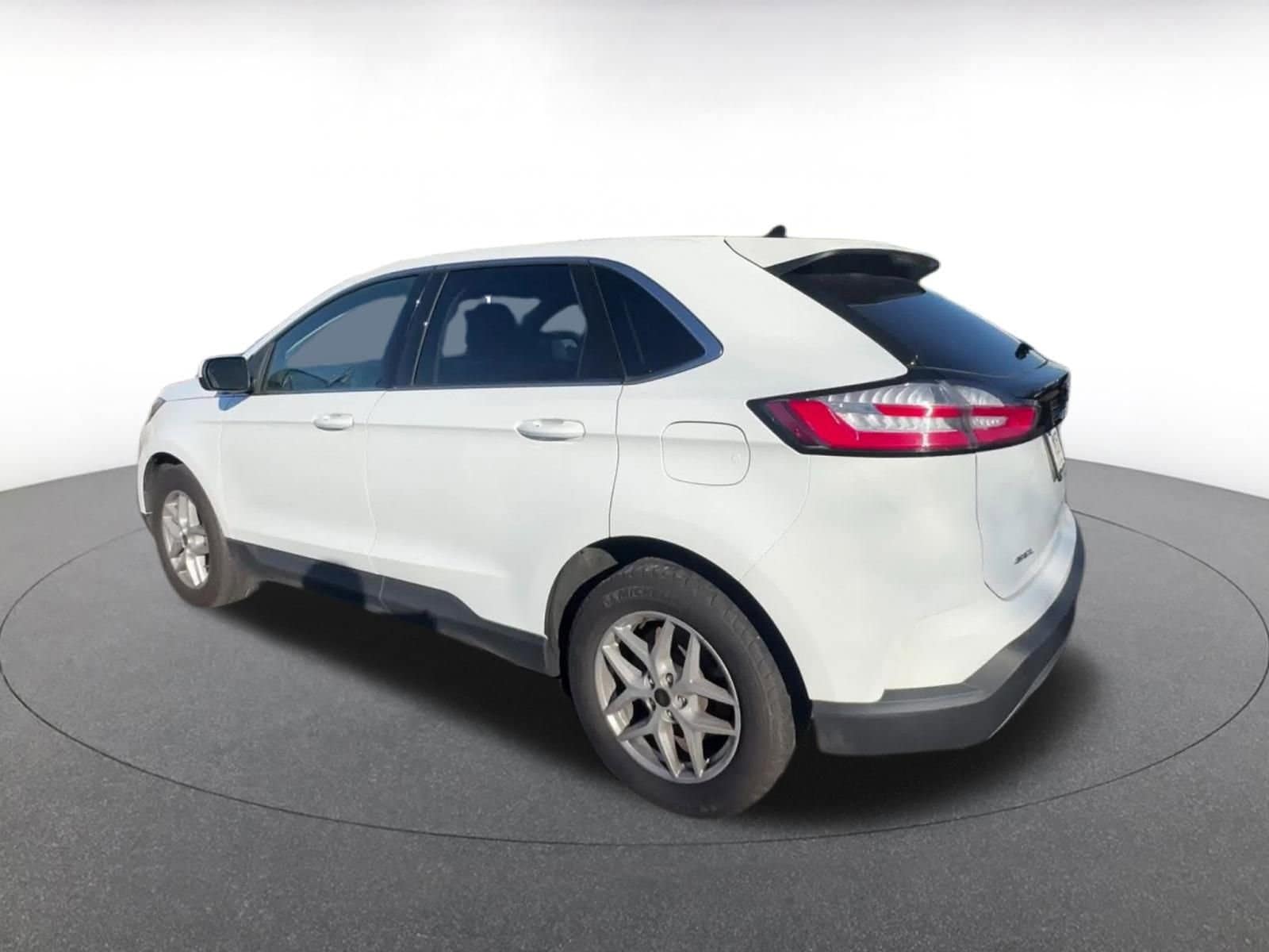 Thumbnail: 2024 Ford Edge - 9