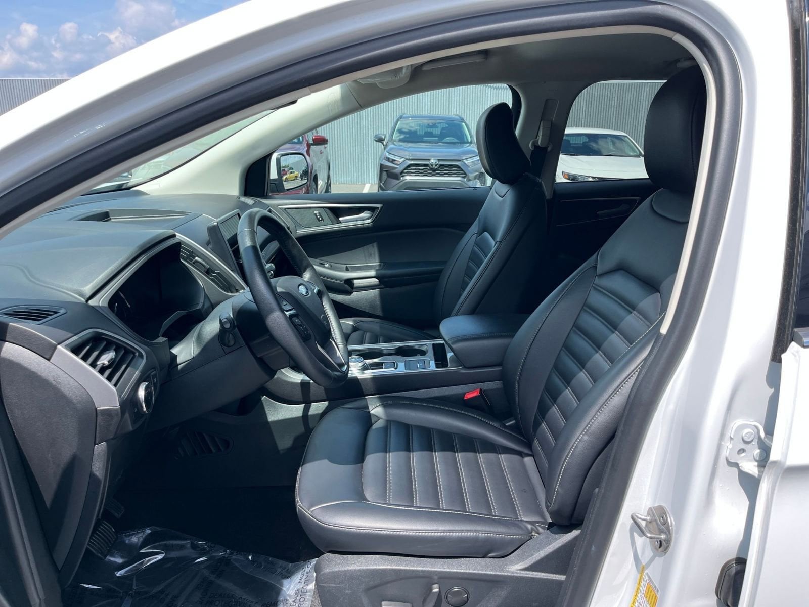 Thumbnail: 2024 Ford Edge - 27