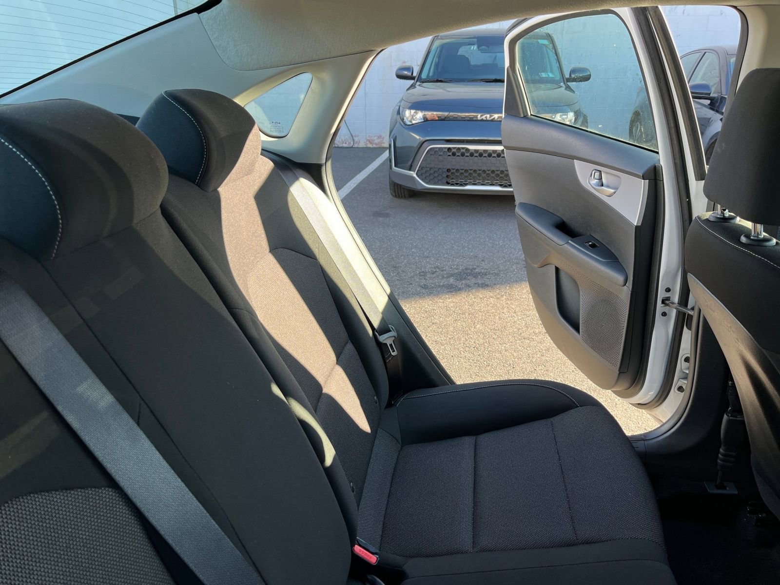 Thumbnail: 2024 Kia Forte - 35