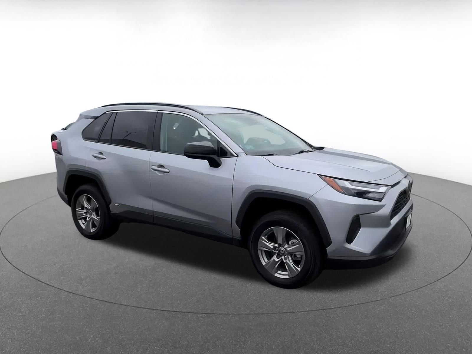Thumbnail: 2025 Toyota RAV4 - 2
