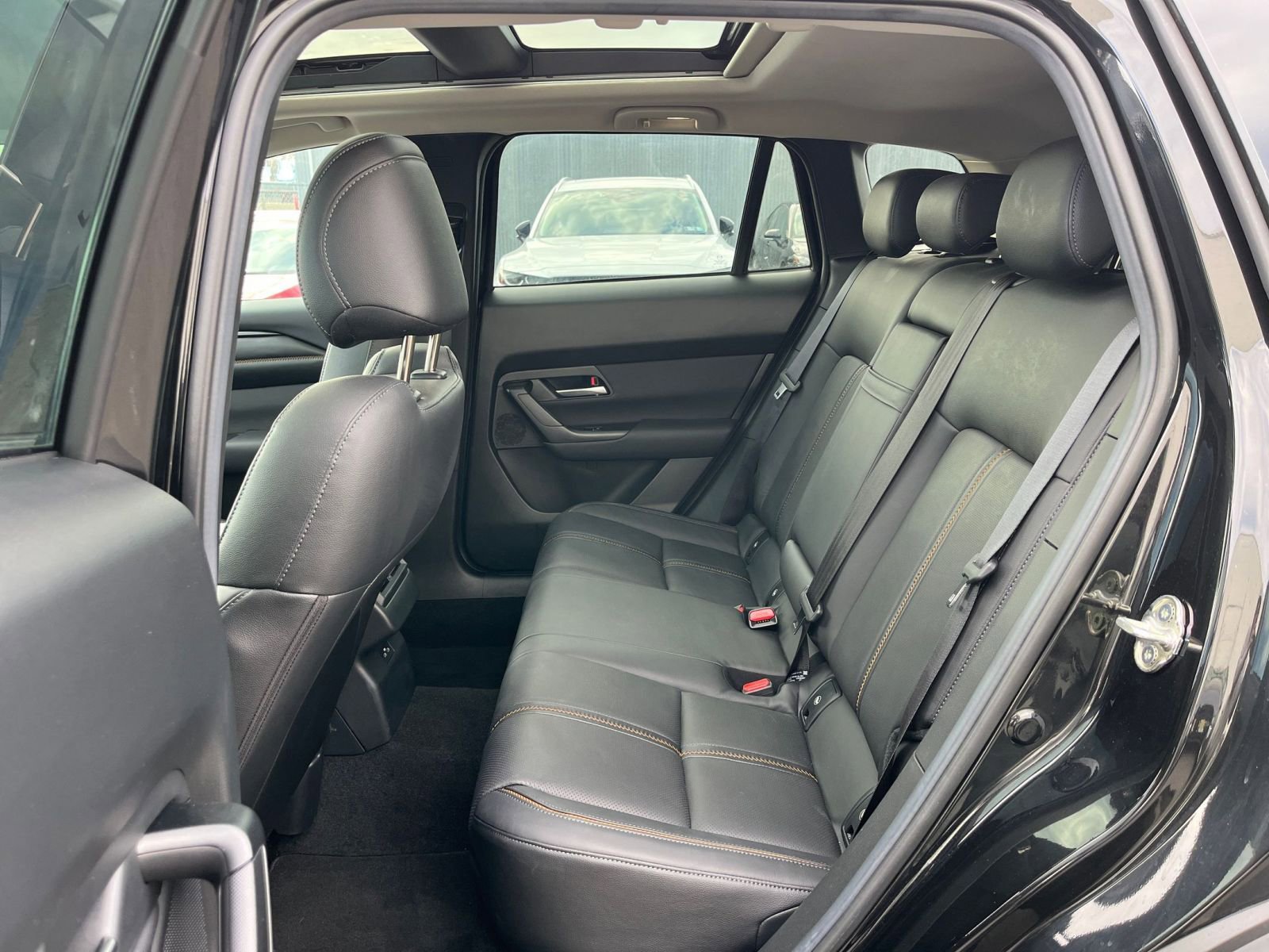 Thumbnail: 2025 Mazda CX-50 - 27