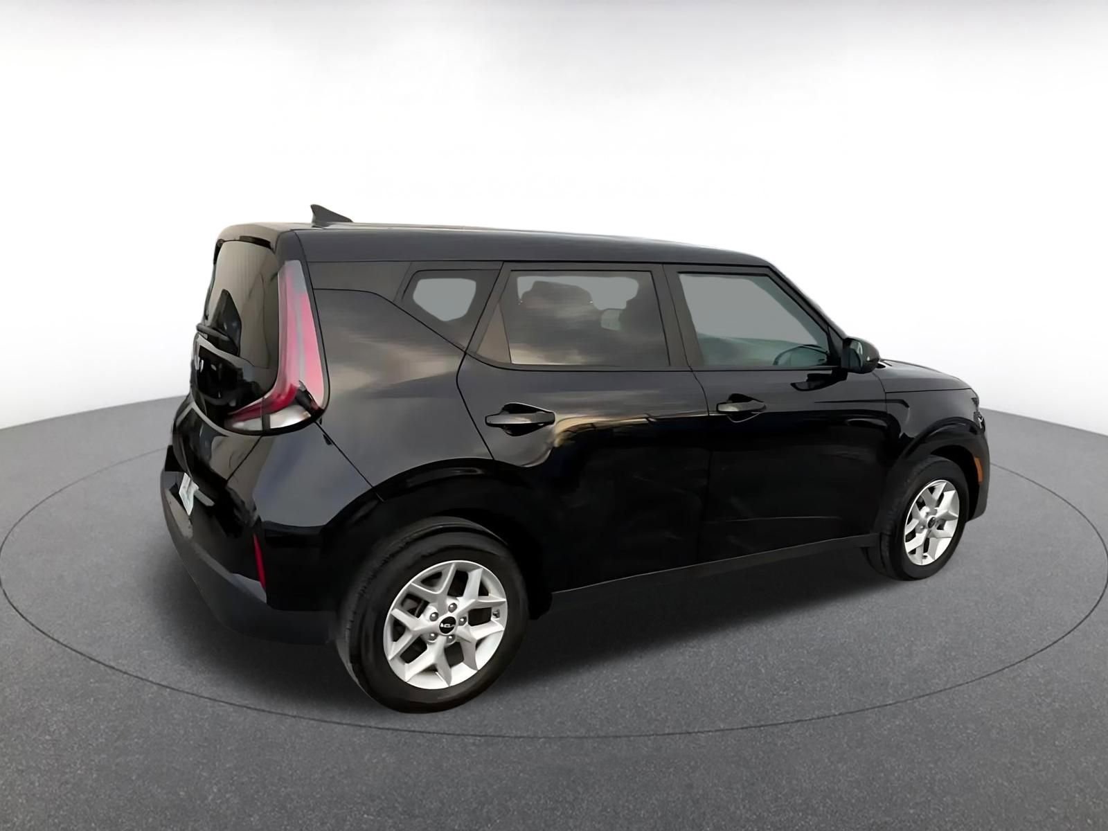 Thumbnail: 2025 Kia Soul - 15