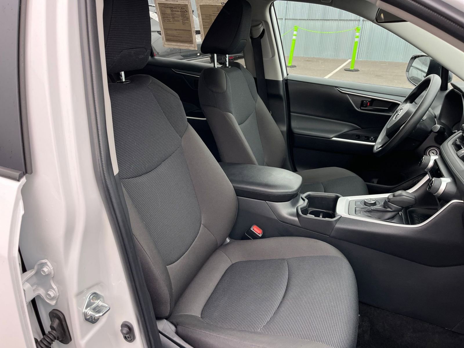 Thumbnail: 2025 Toyota RAV4 - 35