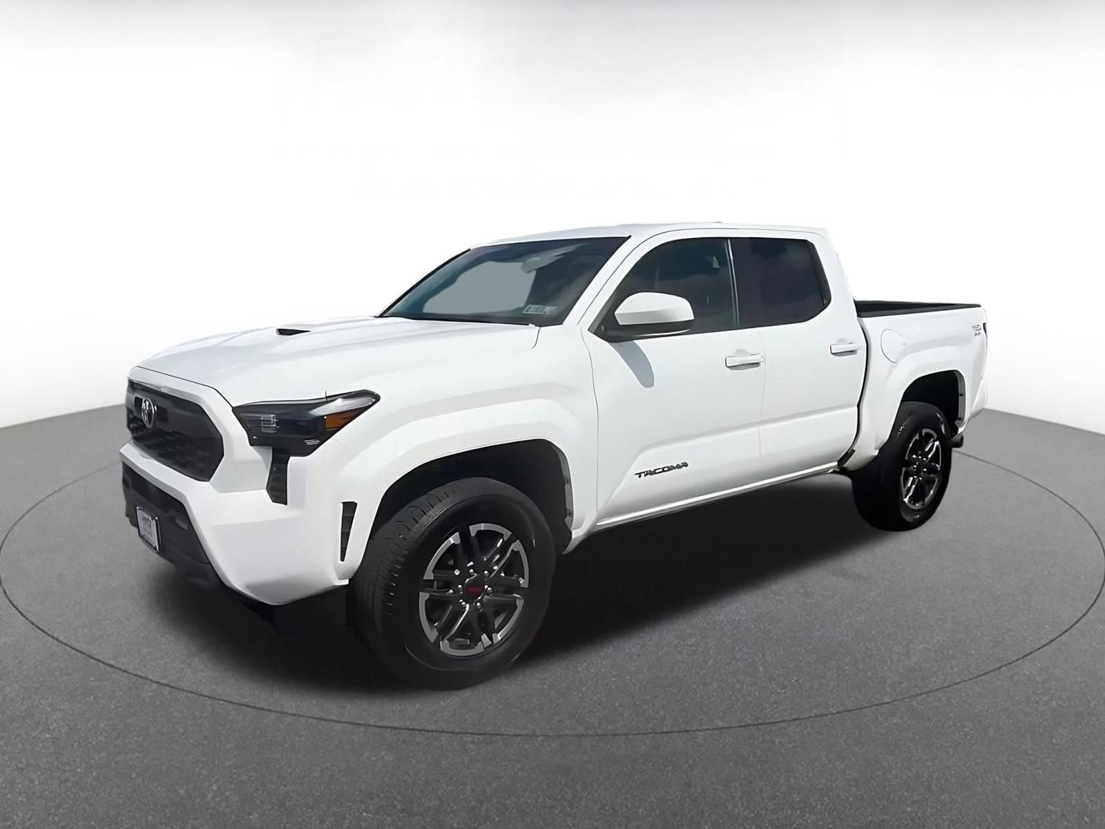 Thumbnail: 2024 Toyota Tacoma - 8