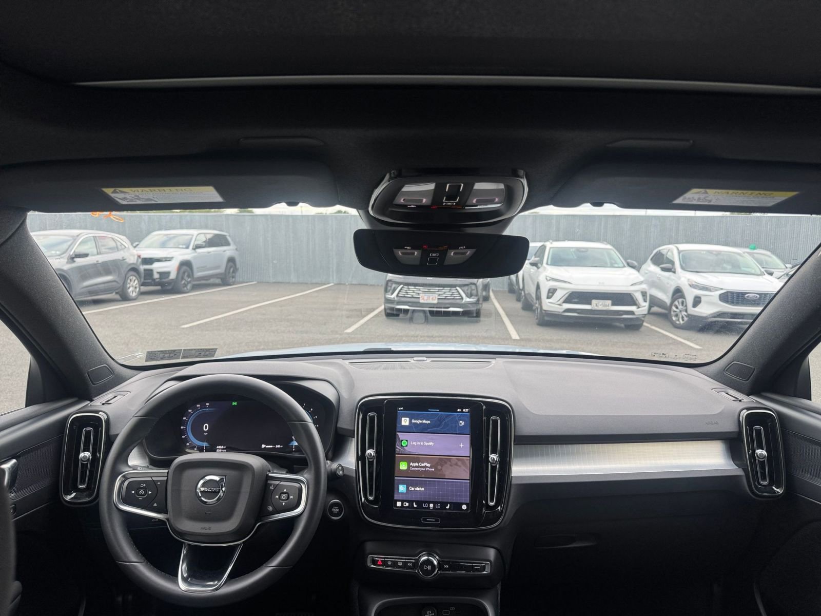 Thumbnail: 2024 Volvo XC40 - 33