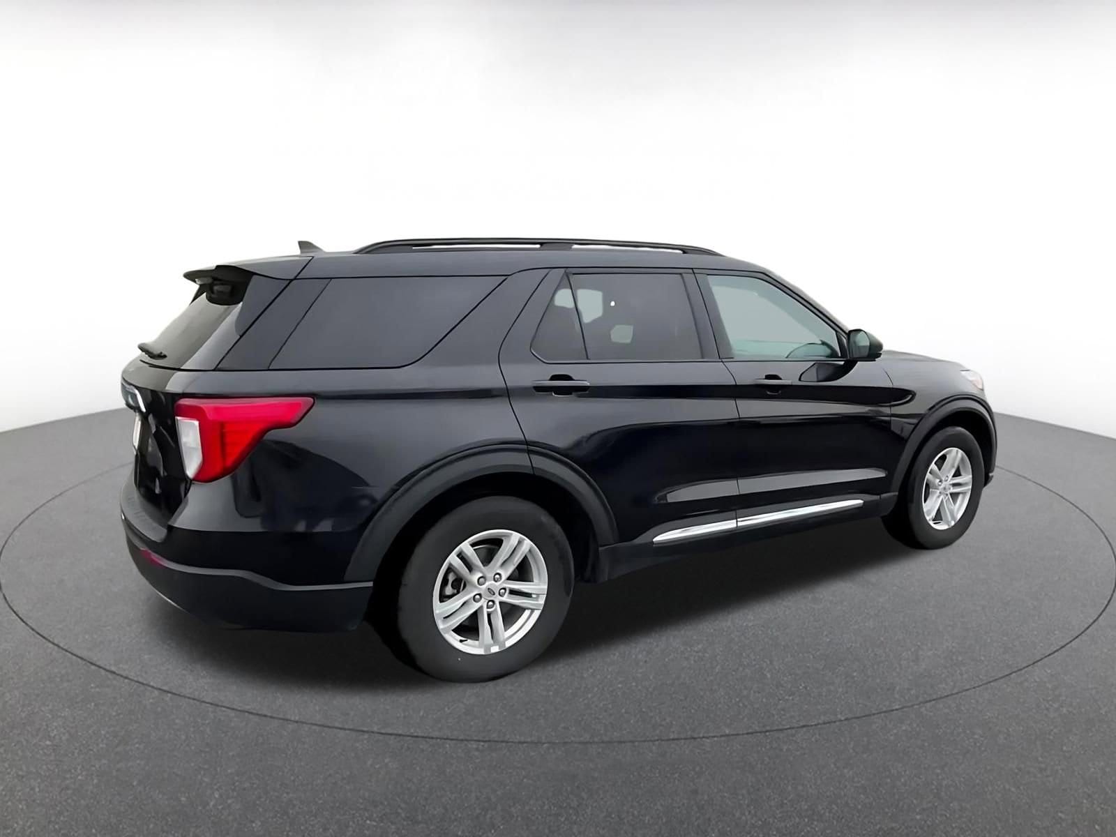 Thumbnail: 2024 Ford Explorer - 15