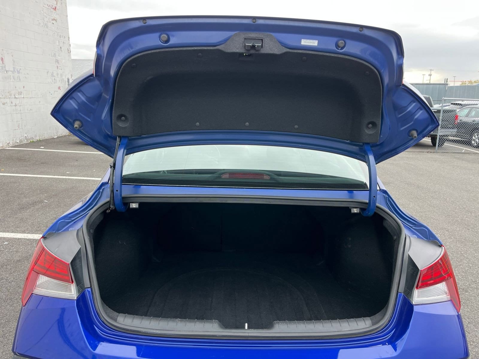 Thumbnail: 2025 Hyundai Elantra - 31