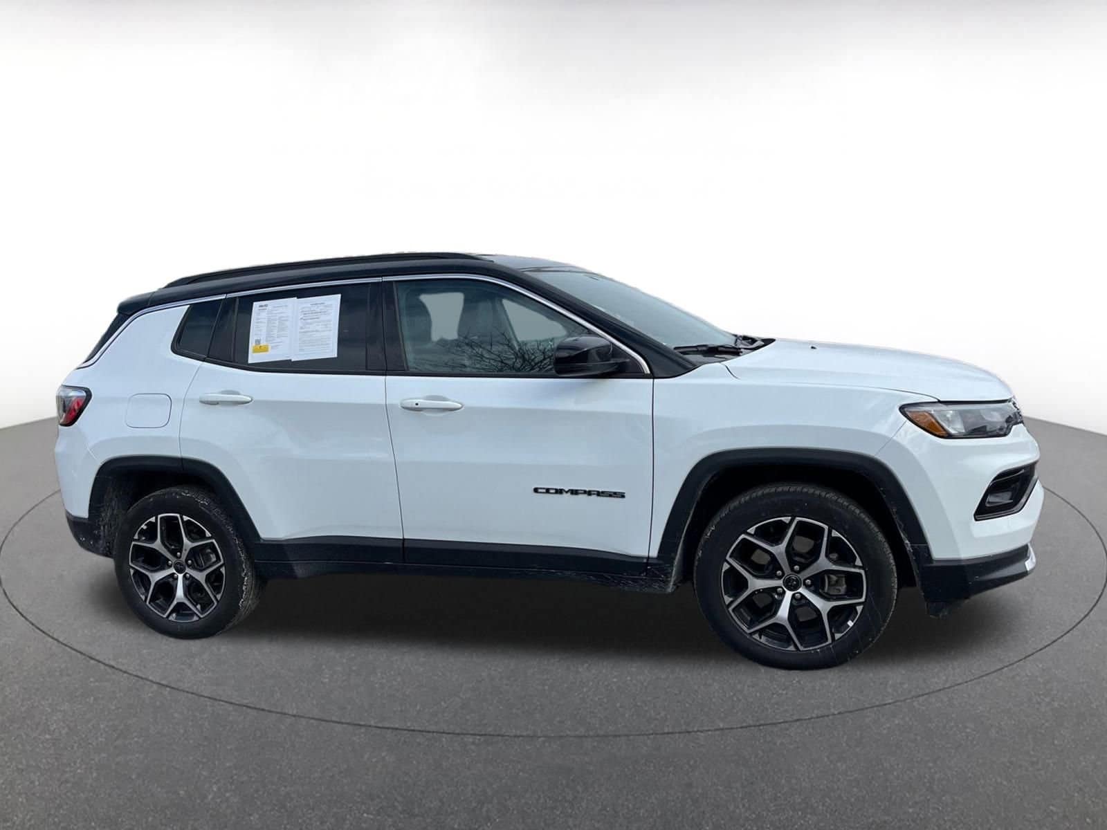 Thumbnail: 2025 Jeep Compass - 15