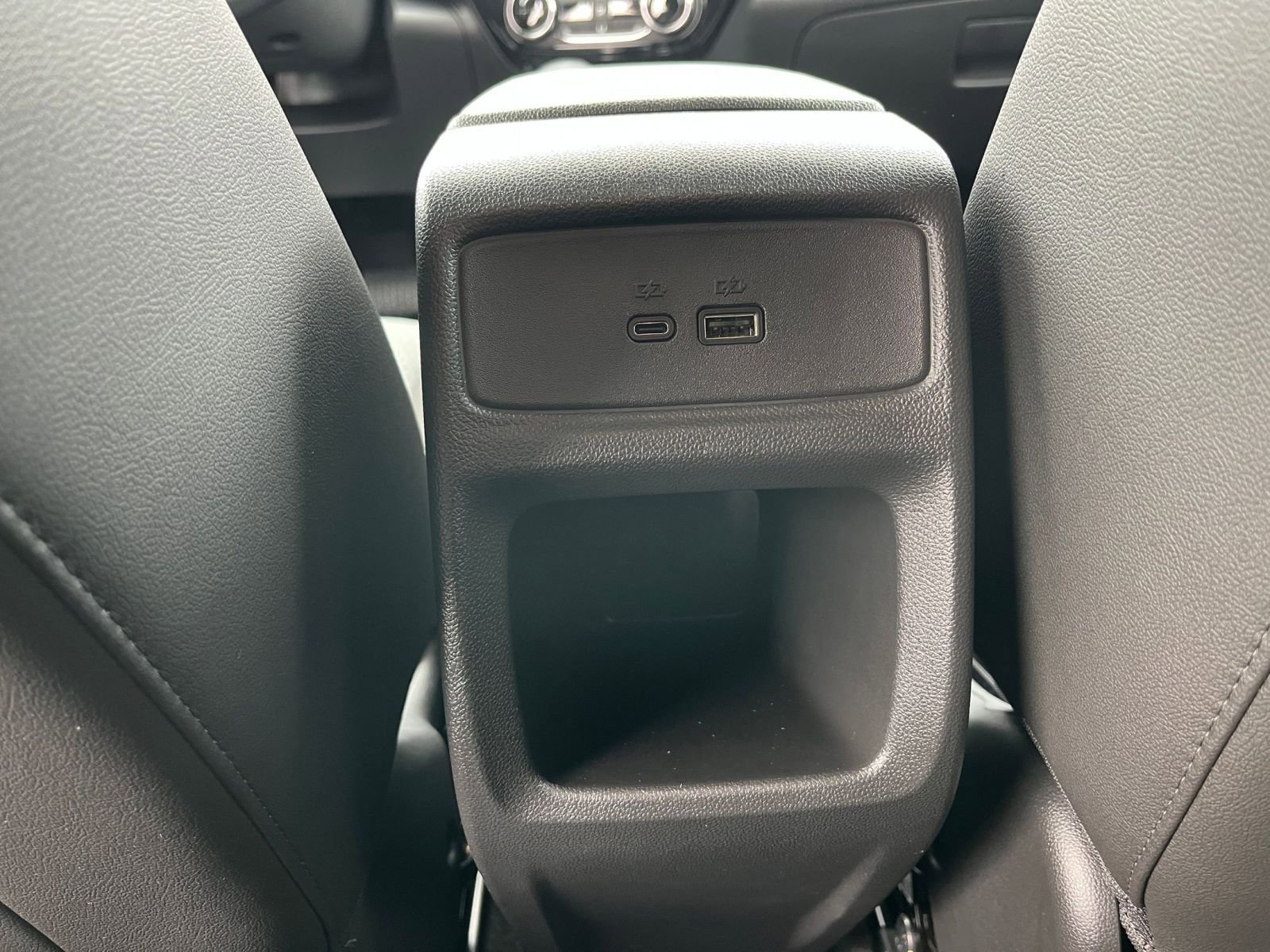 Thumbnail: 2025 Chevrolet Trax - 23