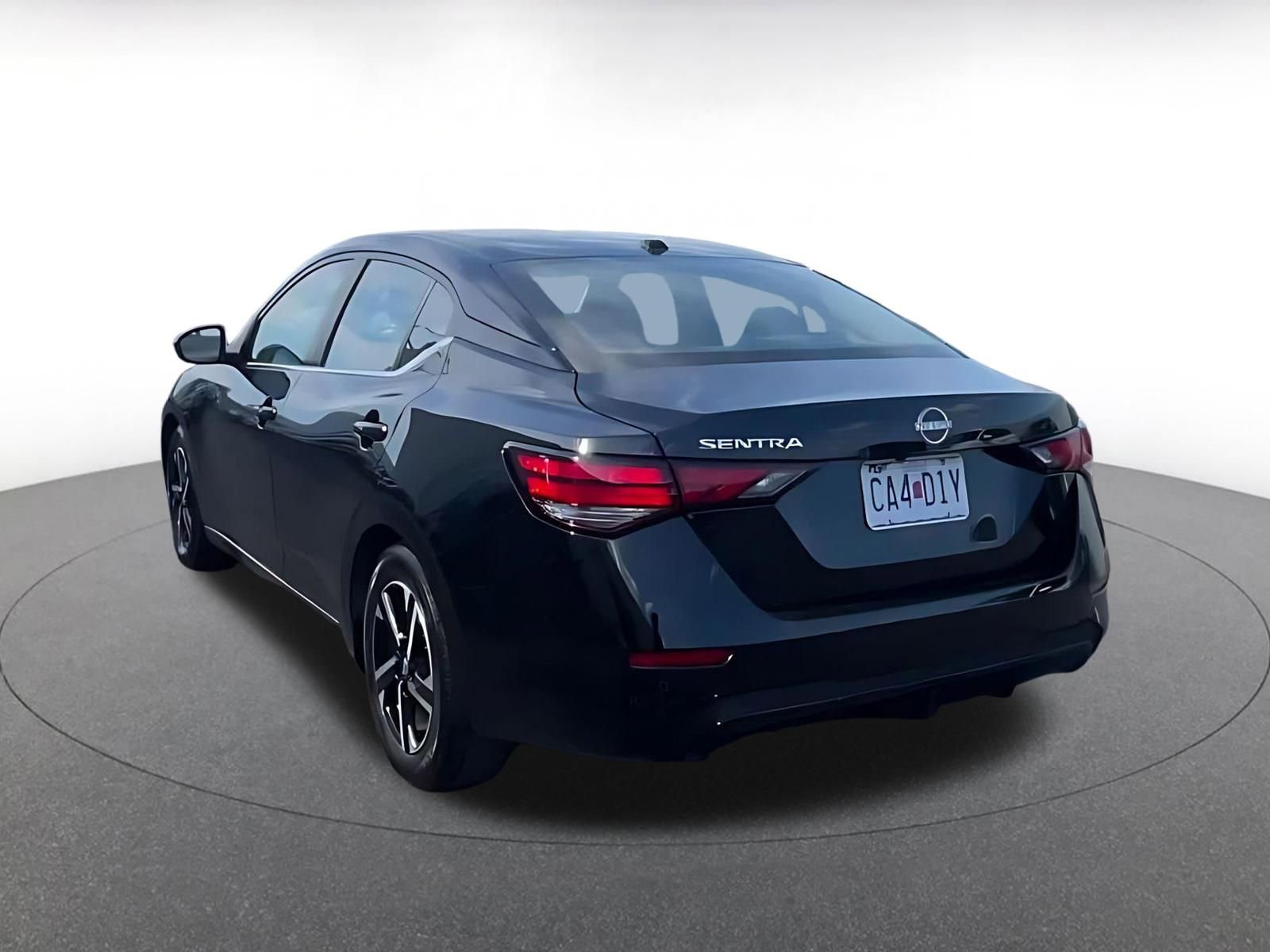 Thumbnail: 2025 Nissan Sentra - 11