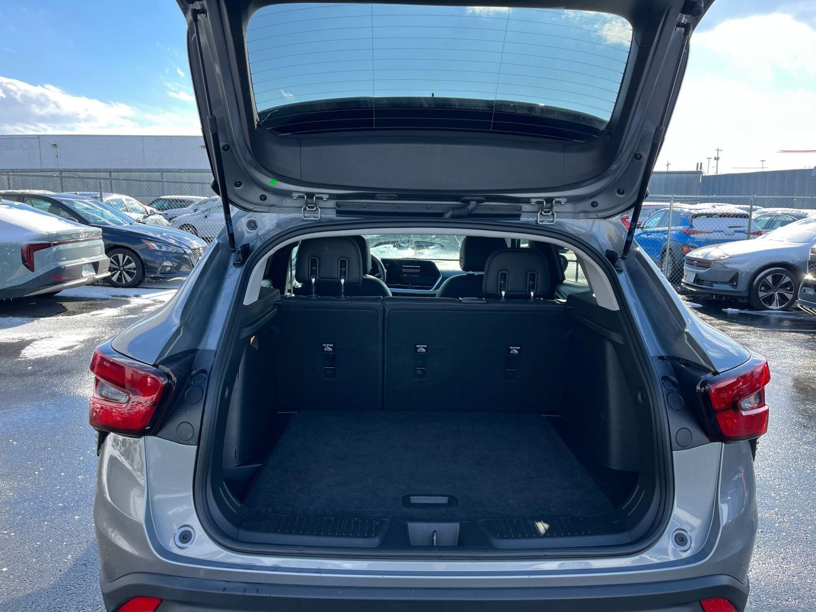 Thumbnail: 2025 Chevrolet Trax - 30