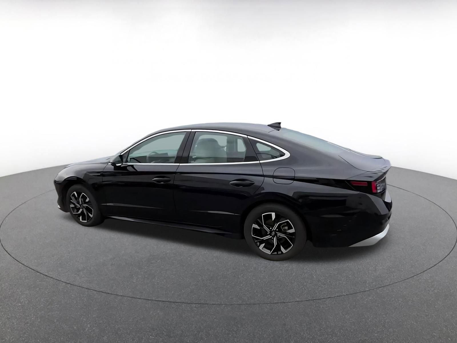 Thumbnail: 2025 Hyundai Sonata - 11